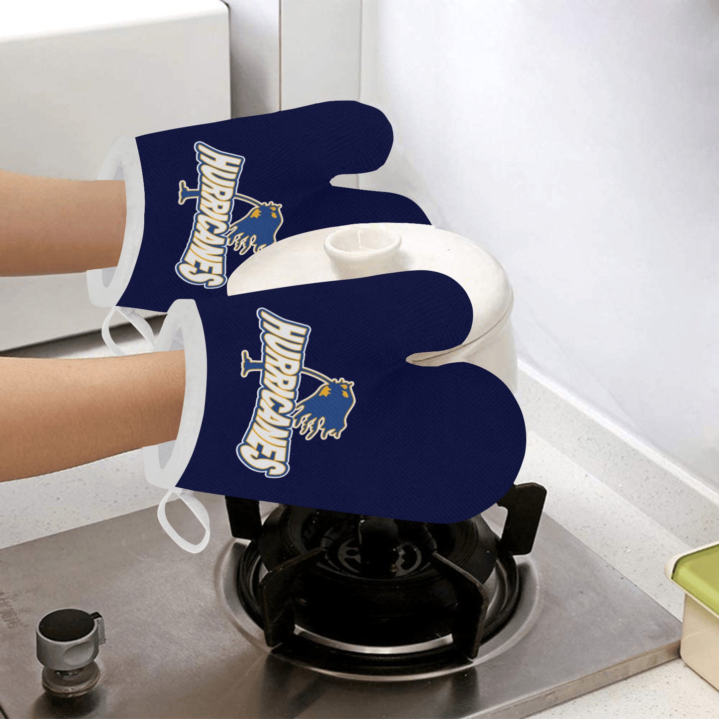 Oven Mitts (Two Pieces)